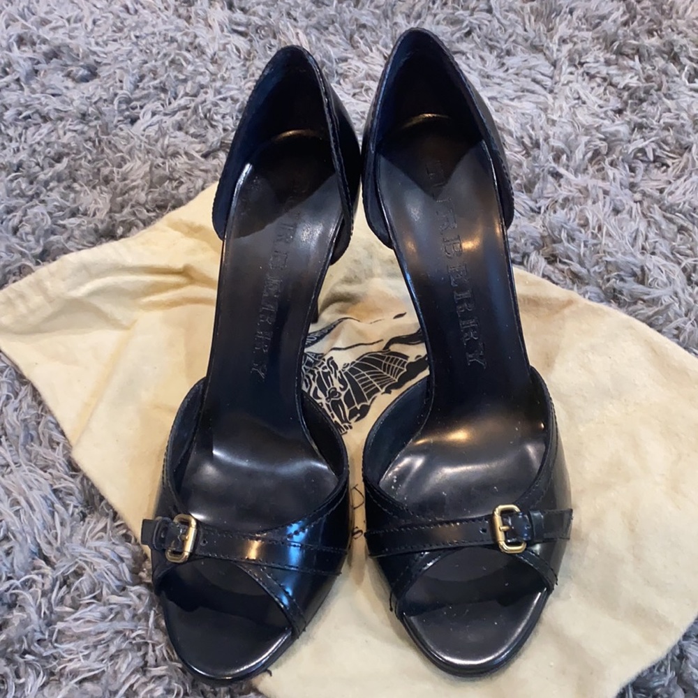 Burberry  classic sandals heels